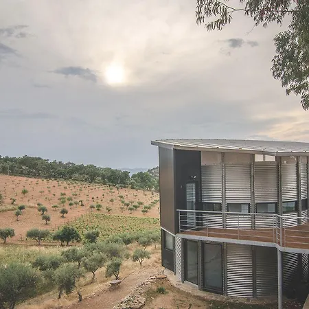 Bela Vista Silo Housing Farm stay *