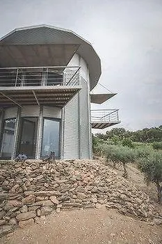 Feriegård Bela Vista Silo Housing *