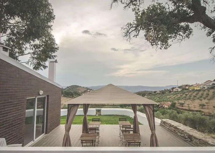 Bela Vista Silo Housing * Алфандега-да-Фе